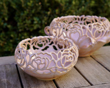 Load image into Gallery viewer, Peony Bowl
