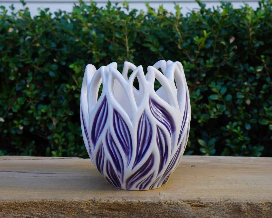 002 Leaf Luminary with Stormy Blue Leaves