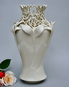 010 Iris Centerpiece Vase