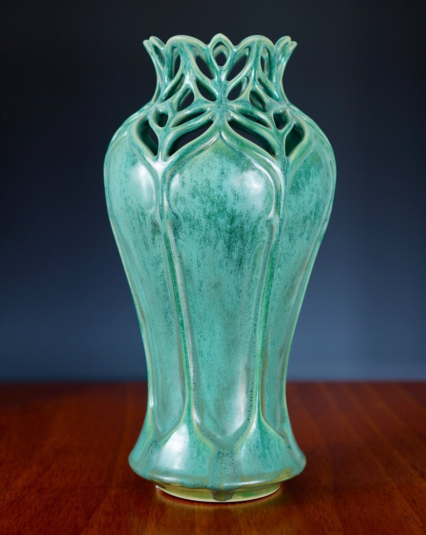 008 Craftsman Vase 2