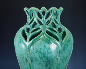 008 Craftsman Vase 1