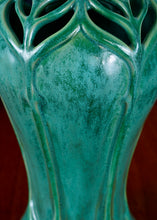 Load image into Gallery viewer, 008 Craftsman Vase 1