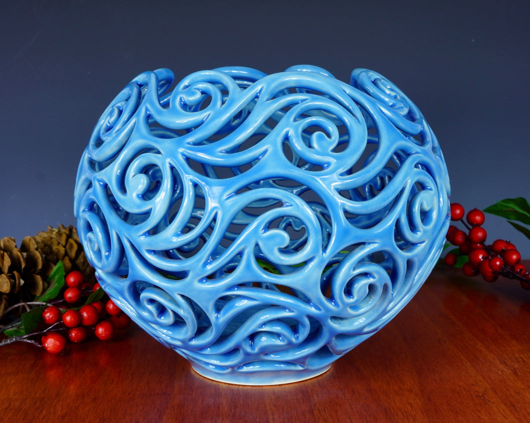 004 Wave Luminary Centerpiece in Blue